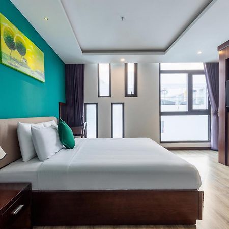 Golden Sun Apartment By New Sky Travel Дананг Экстерьер фото
