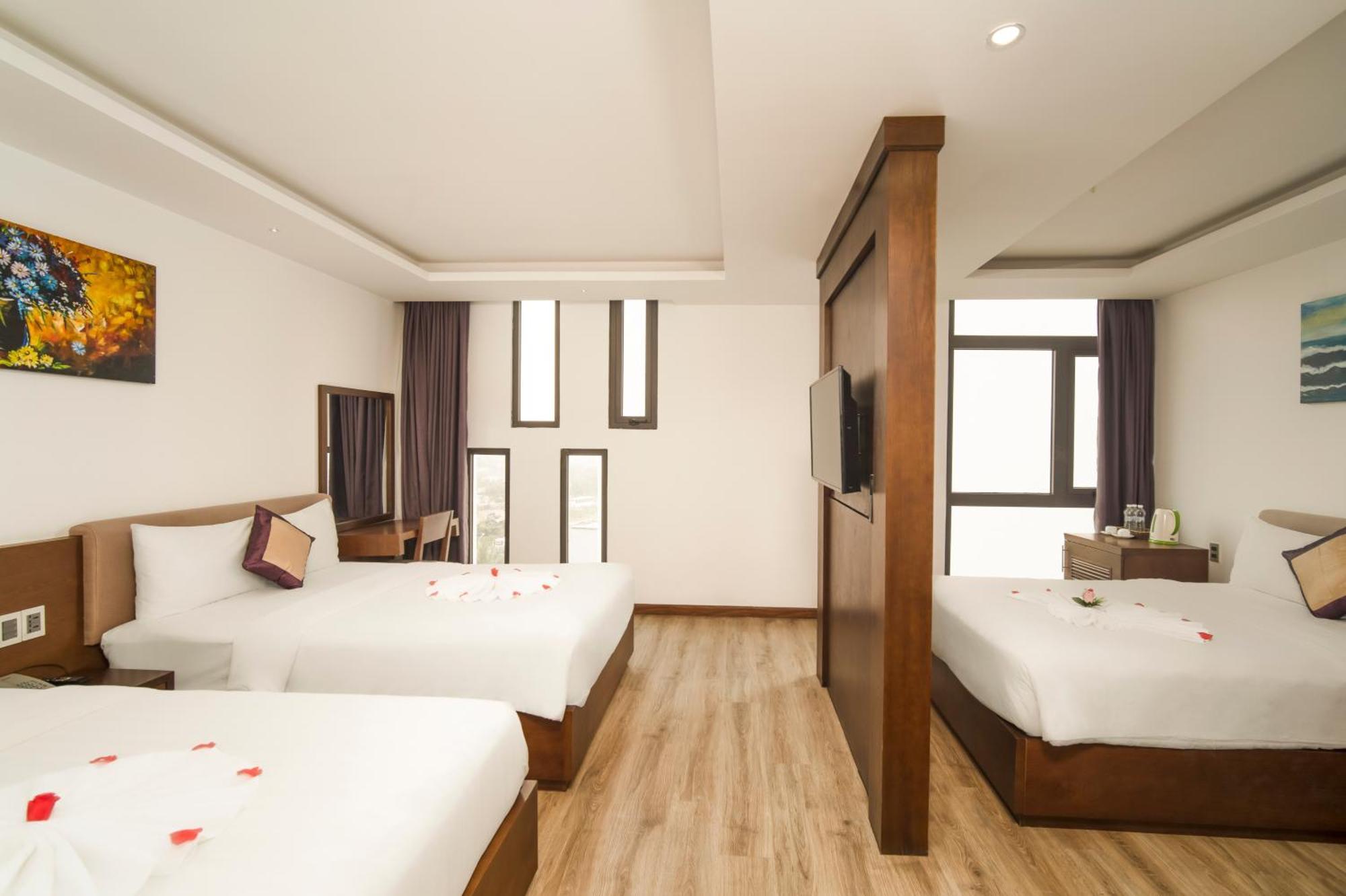 Golden Sun Apartment By New Sky Travel Дананг Экстерьер фото