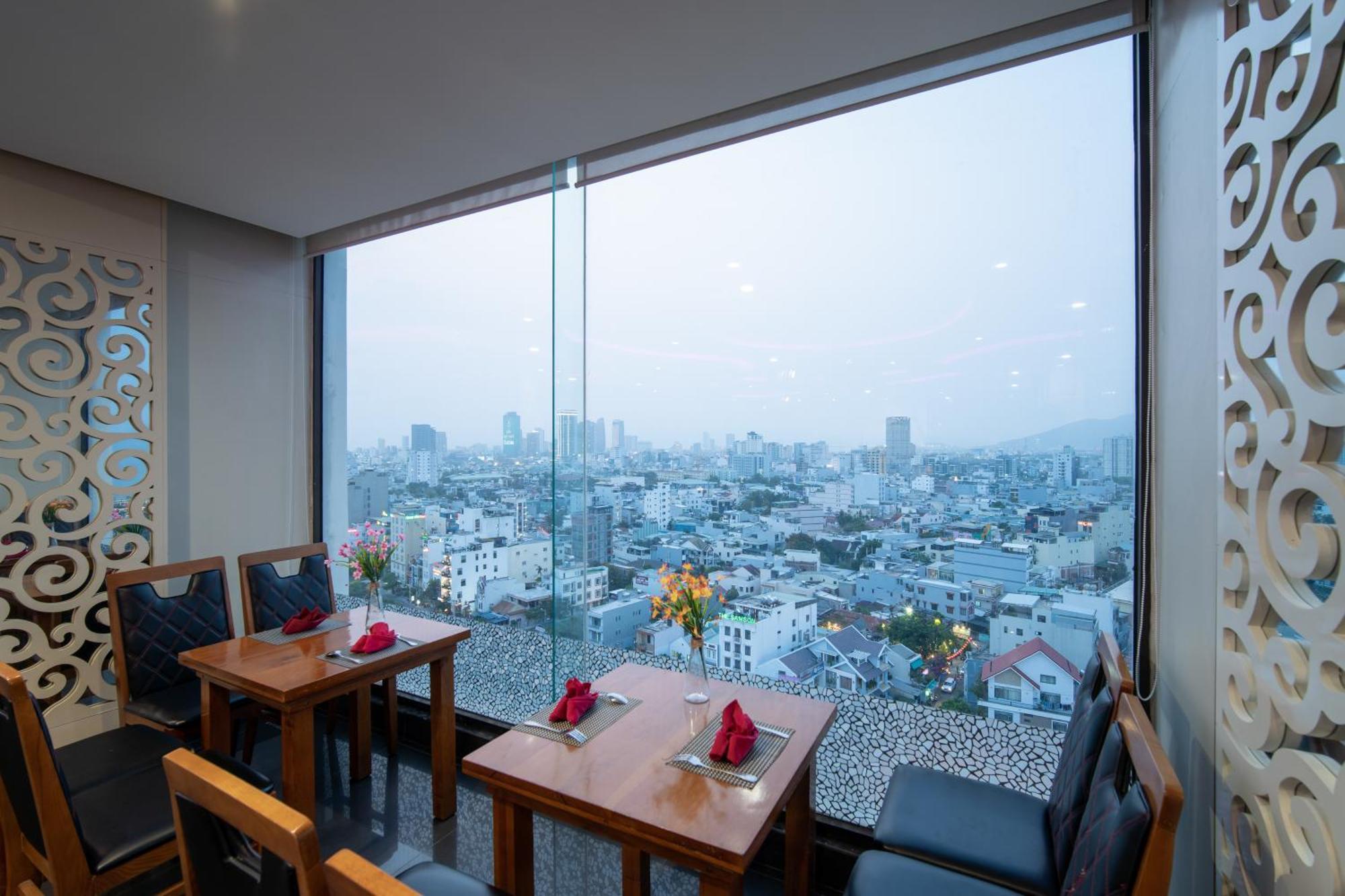Golden Sun Apartment By New Sky Travel Дананг Экстерьер фото