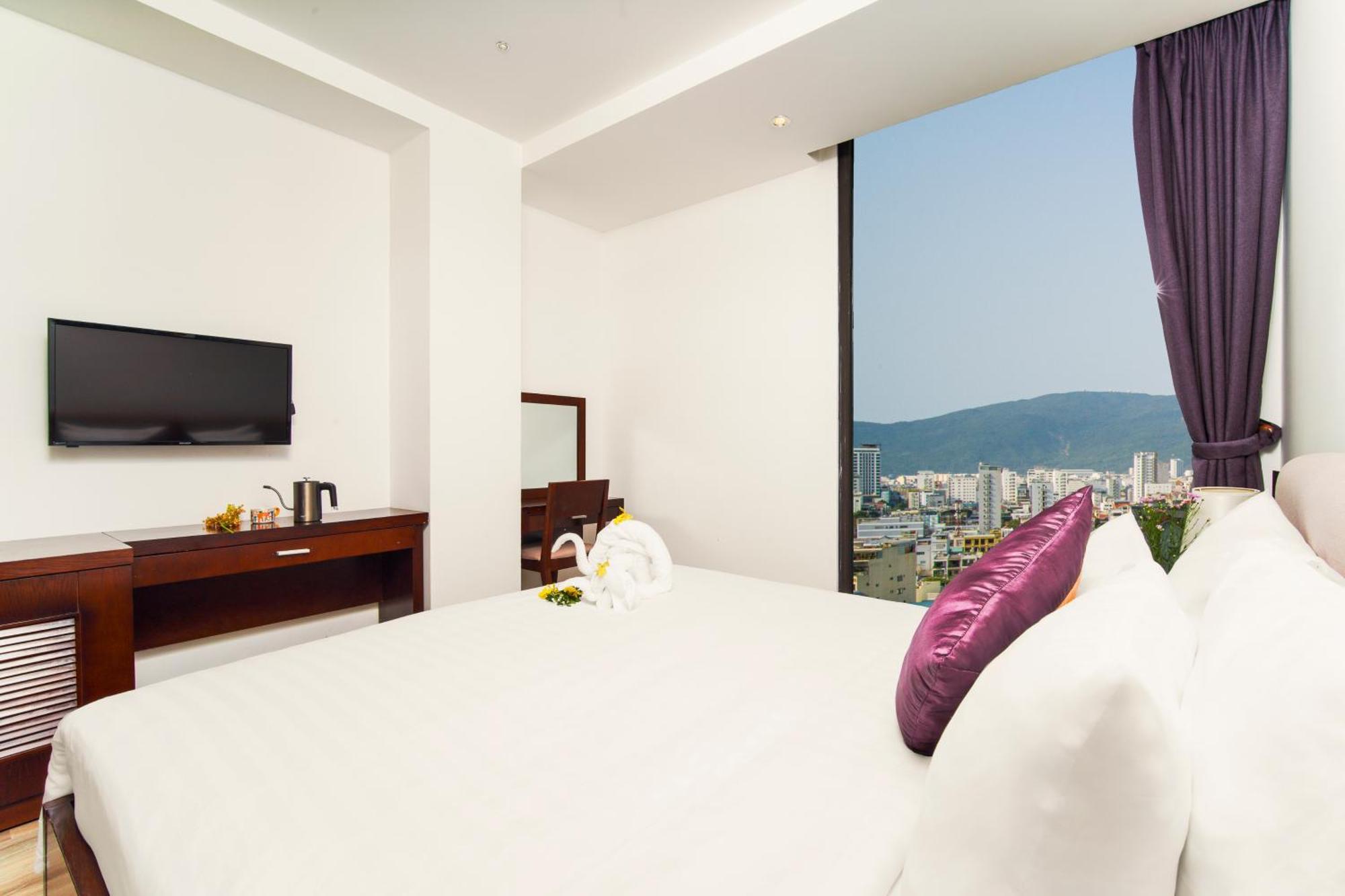 Golden Sun Apartment By New Sky Travel Дананг Экстерьер фото