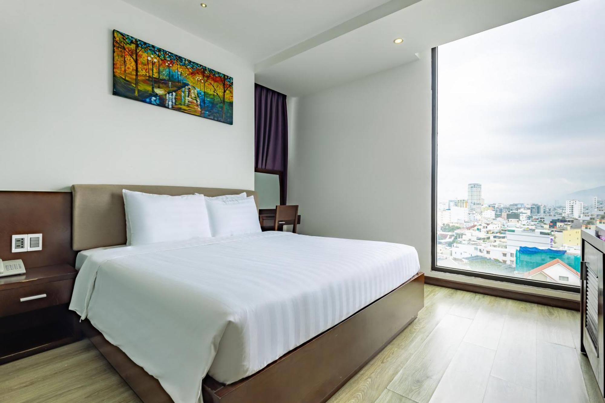 Golden Sun Apartment By New Sky Travel Дананг Экстерьер фото